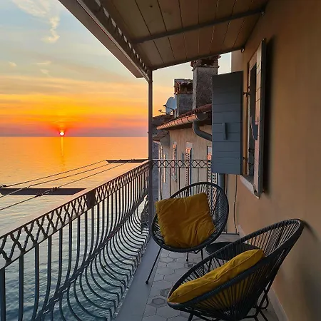 Daire Atemberaubendes In Mit Einzigartigem Panorama Direkt Am Rovinj