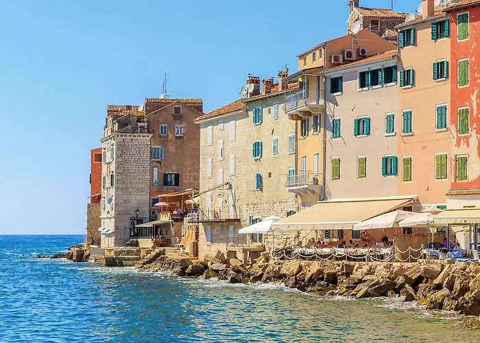 Daire Atemberaubendes In Mit Einzigartigem Panorama Direkt Am Rovinj