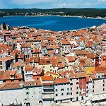 Atemberaubendes In Mit Einzigartigem Panorama Direkt Am *