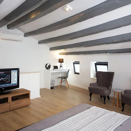 Apartamento Atemberaubendes In Mit Einzigartigem Panorama Direkt Am